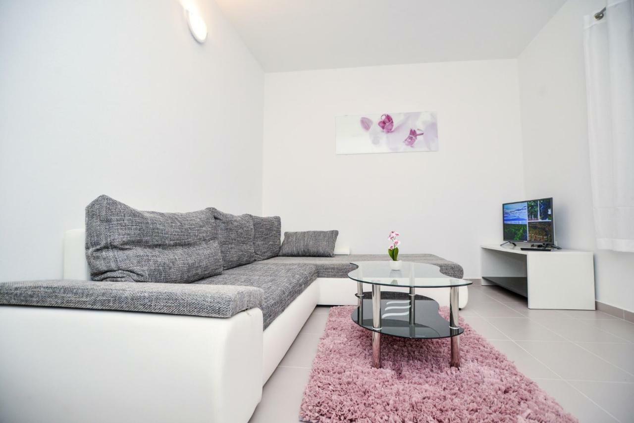 Luxury Apartments Boduja Sukošan Dış mekan fotoğraf